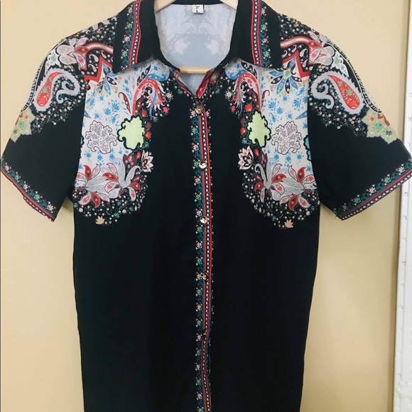 Black Vintage Printed Blouse - Picture 2 of 4